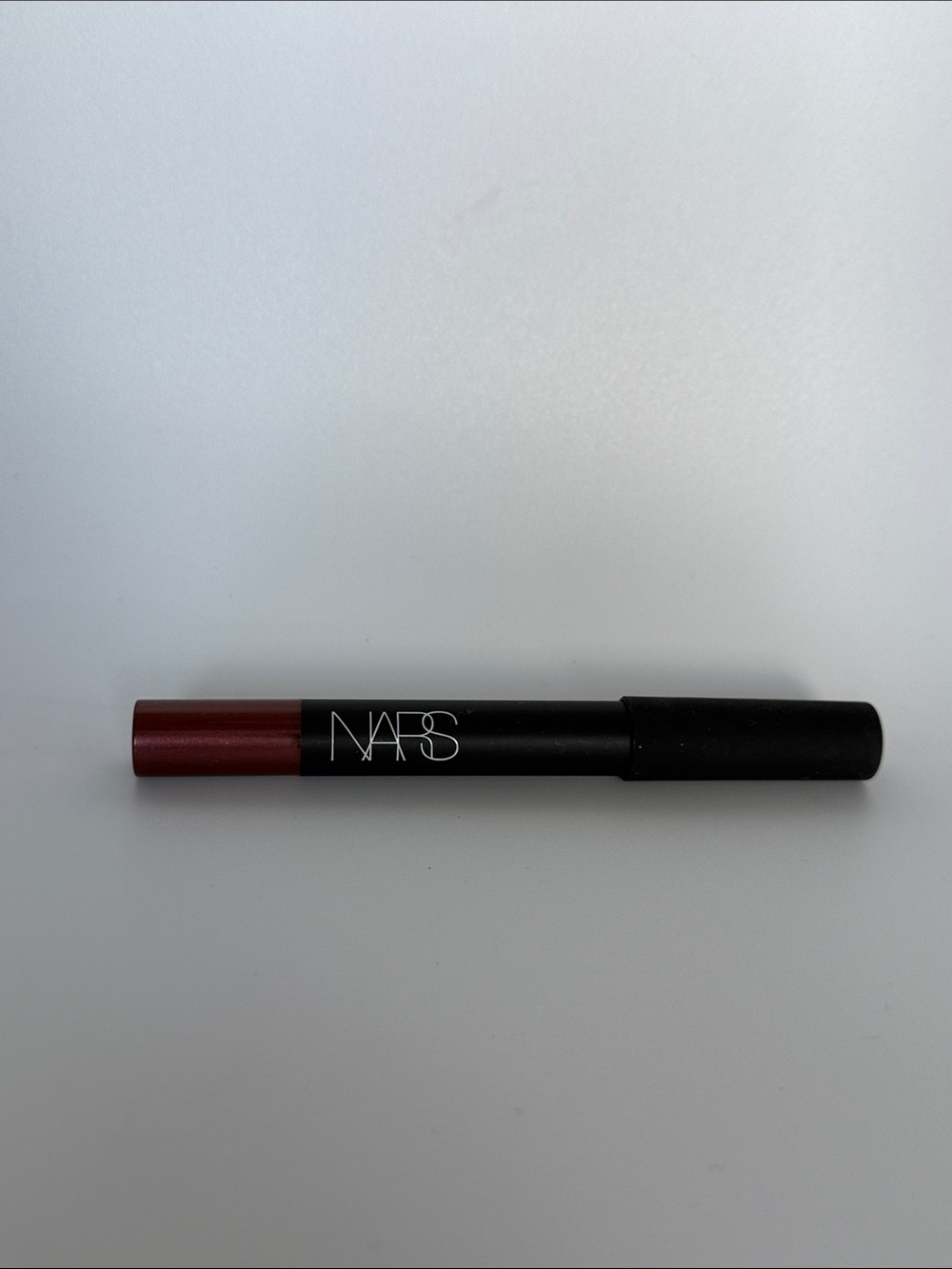 NARS Velvet Matte Lip Pencil - toundra